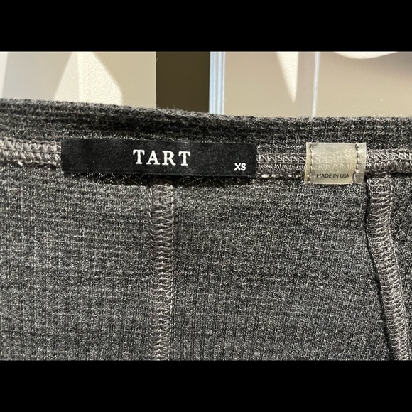 TART Long-Sleeved Top - Picture 3 of 4